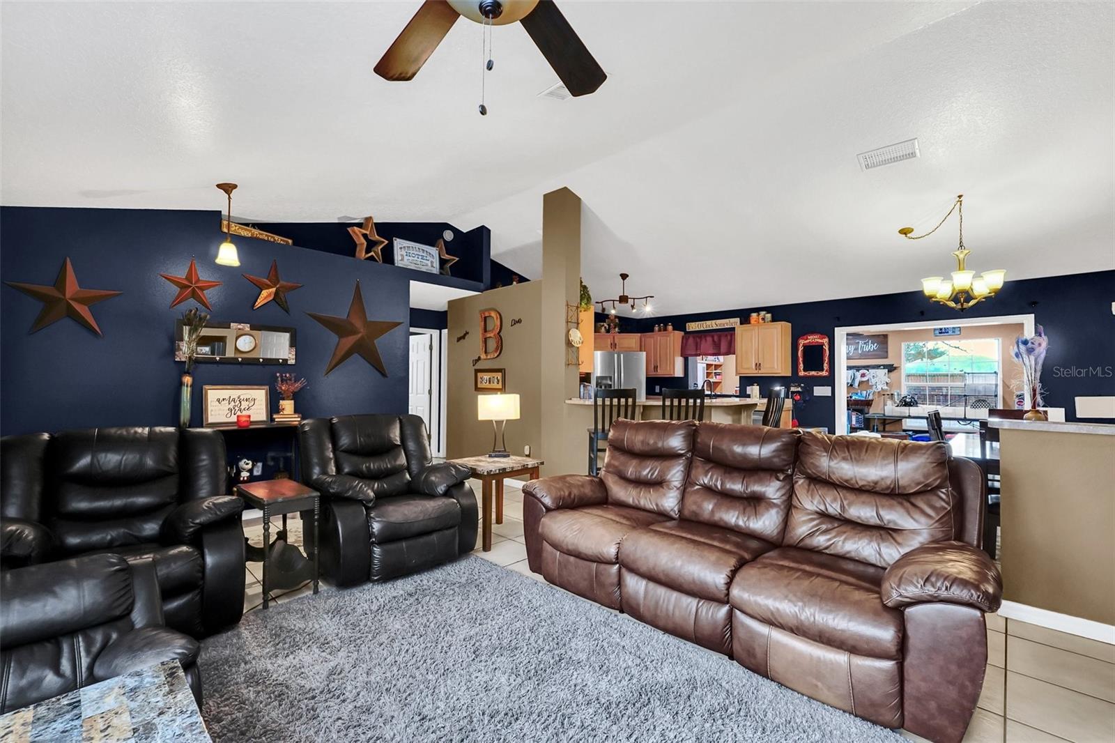 4828 JEANETTE CT