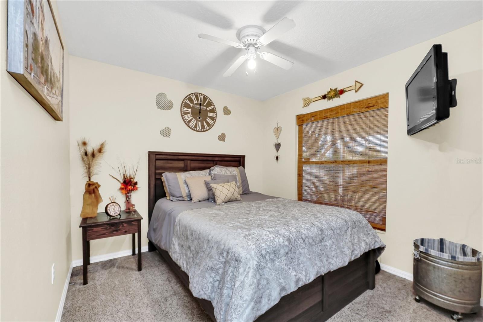 4828 JEANETTE CT