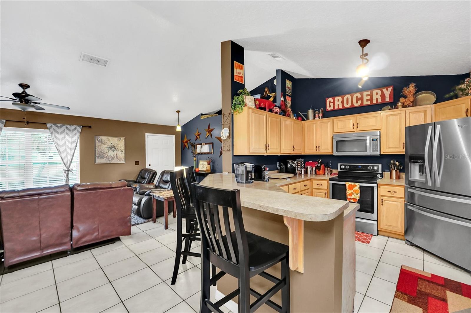 4828 JEANETTE CT