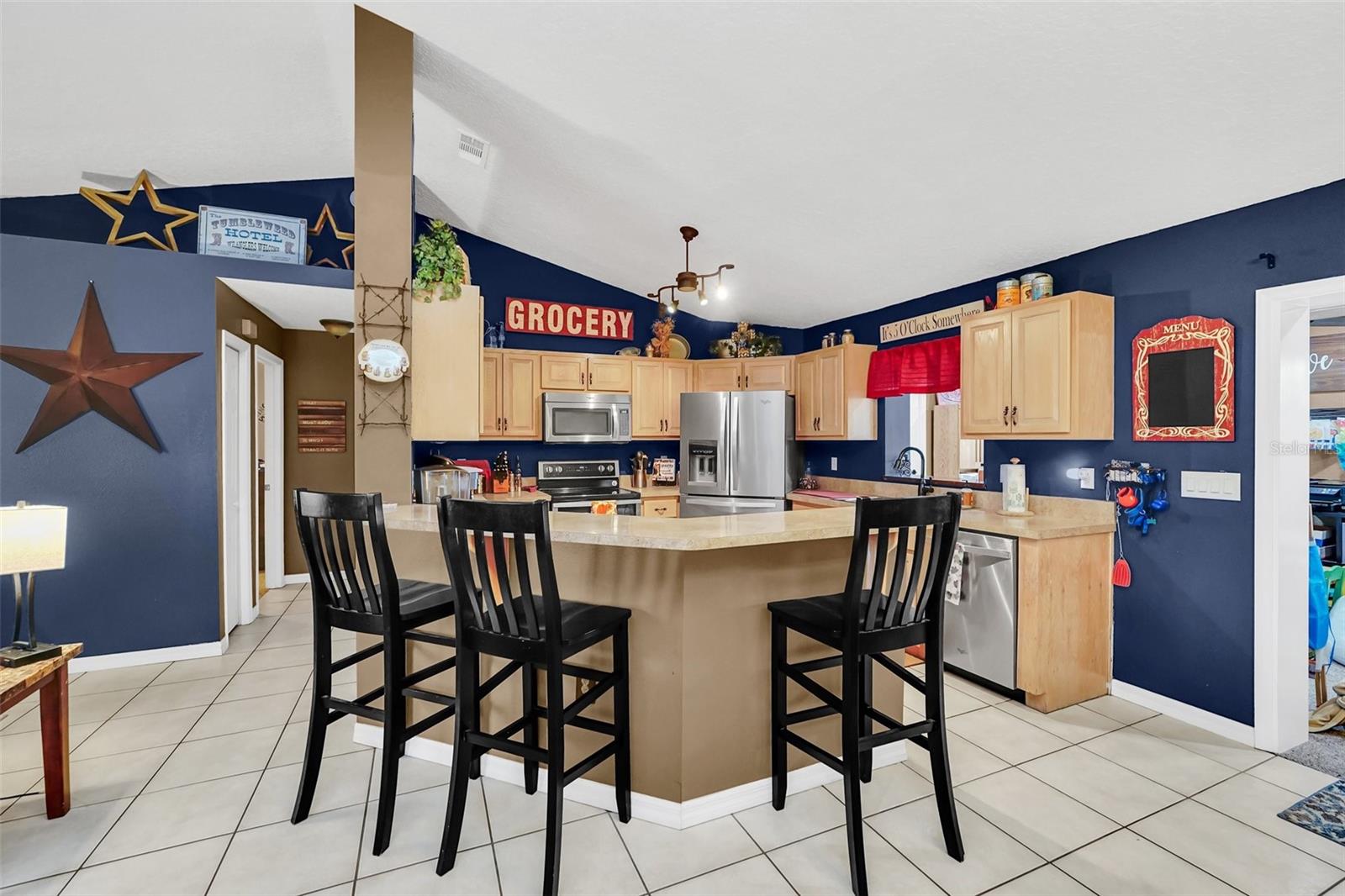 4828 JEANETTE CT