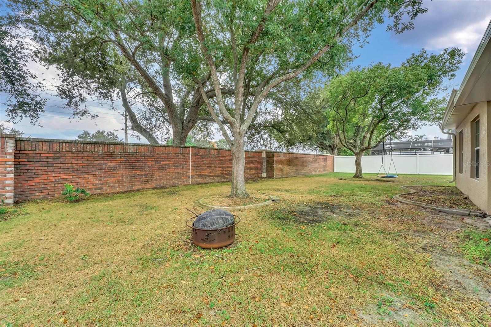 4828 JEANETTE CT