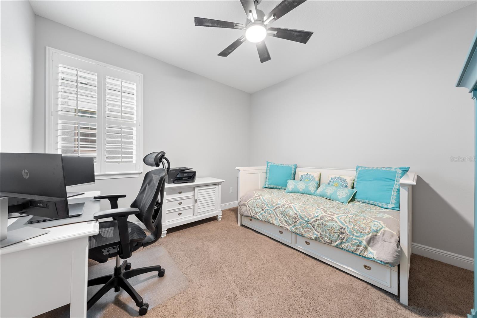 3204 OXBOW CT