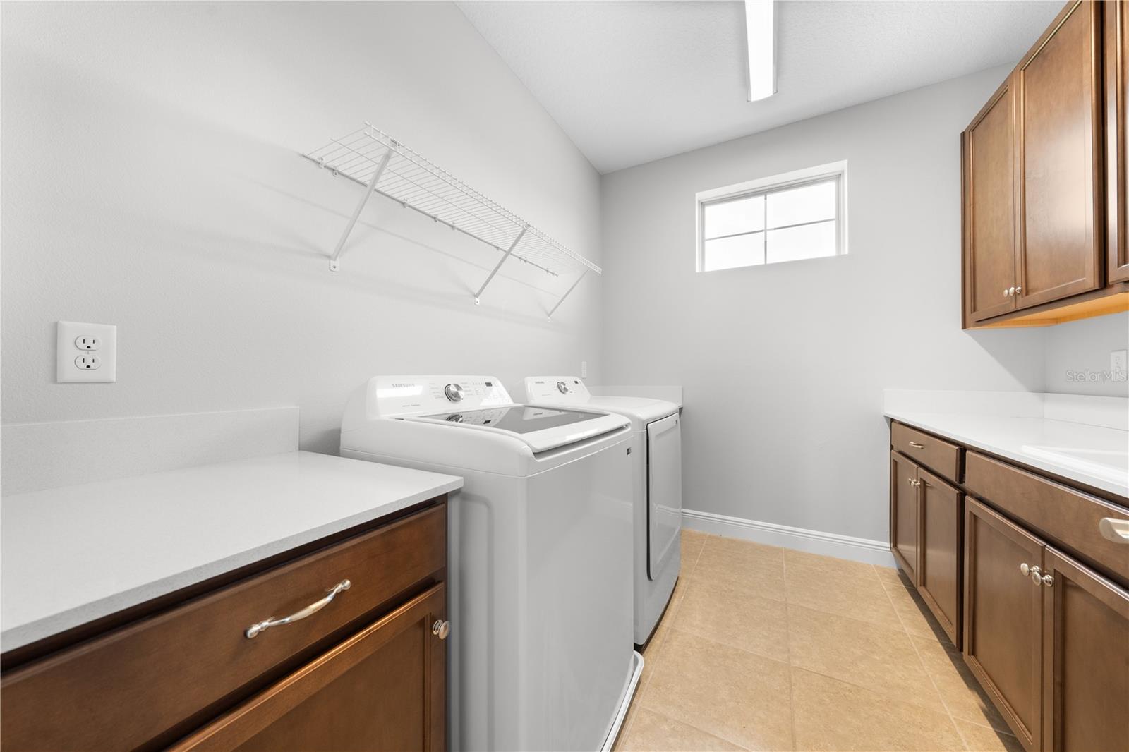 3204 OXBOW CT