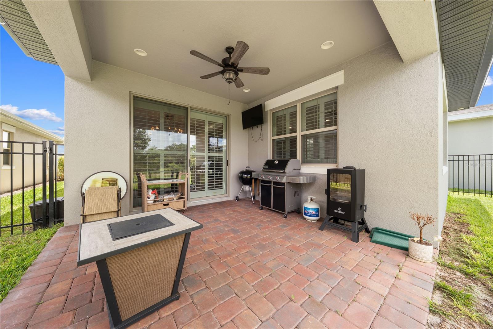 3204 OXBOW CT