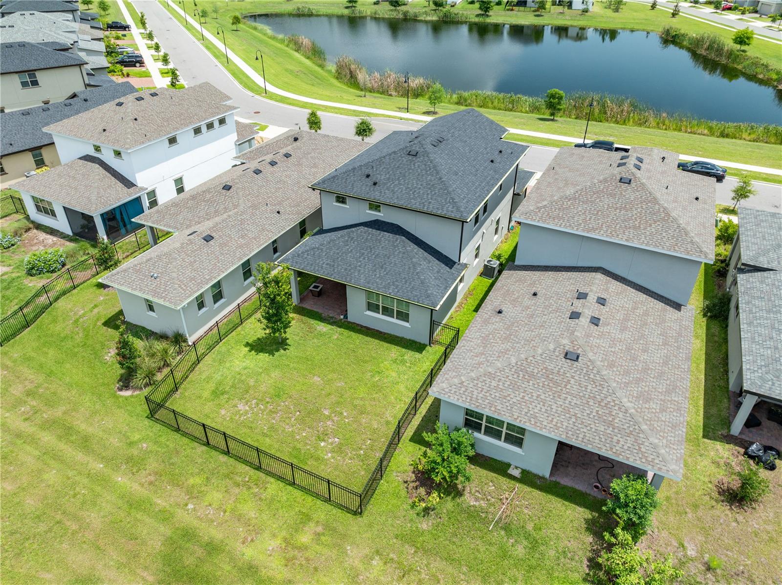 3204 OXBOW CT