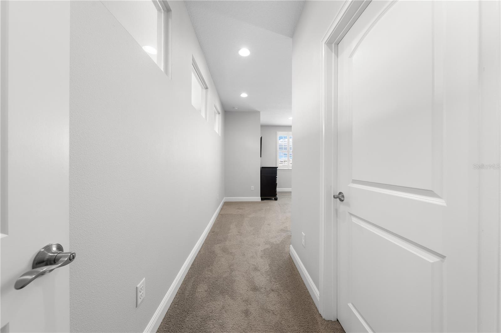 3204 OXBOW CT