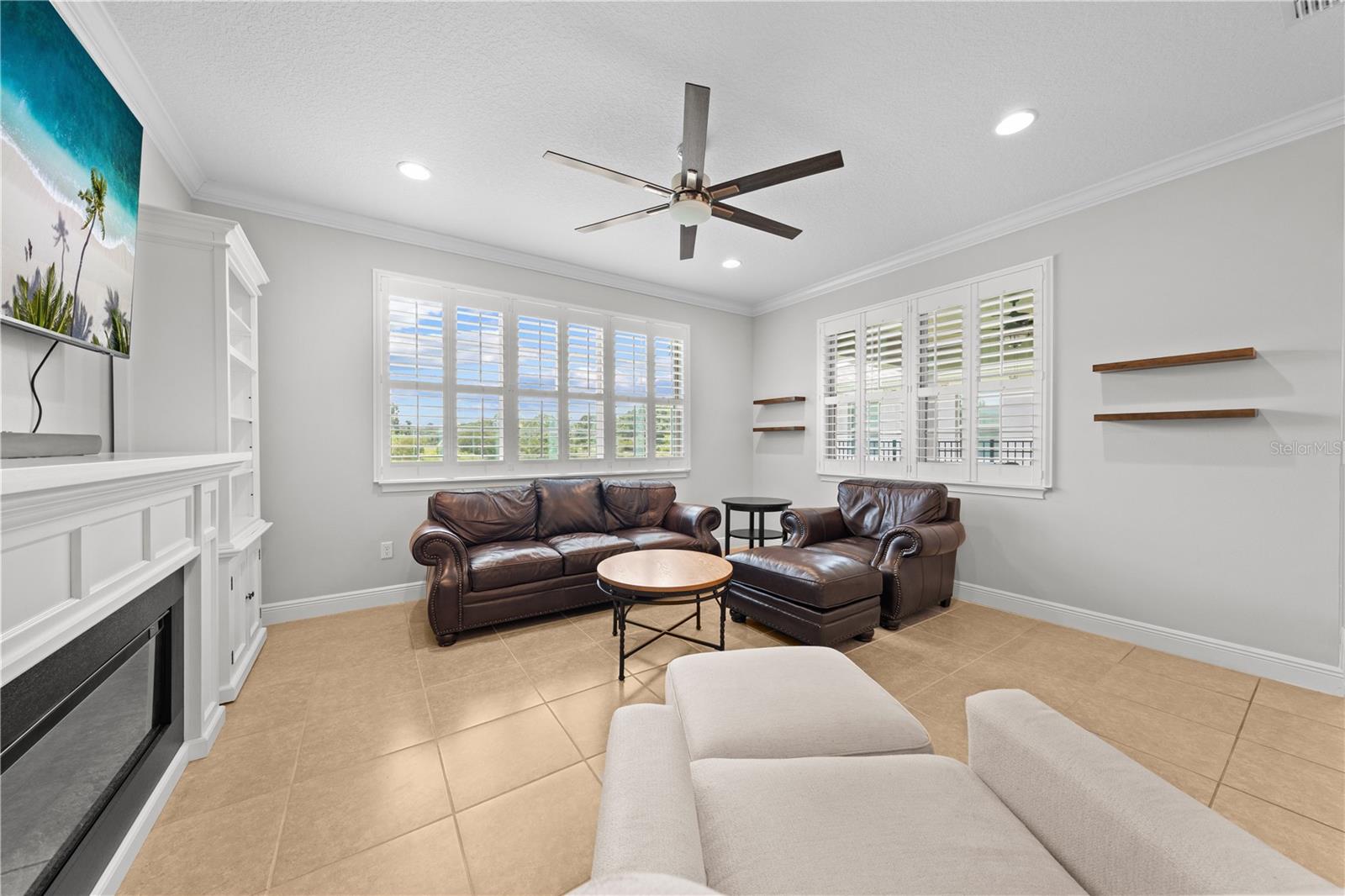 3204 OXBOW CT