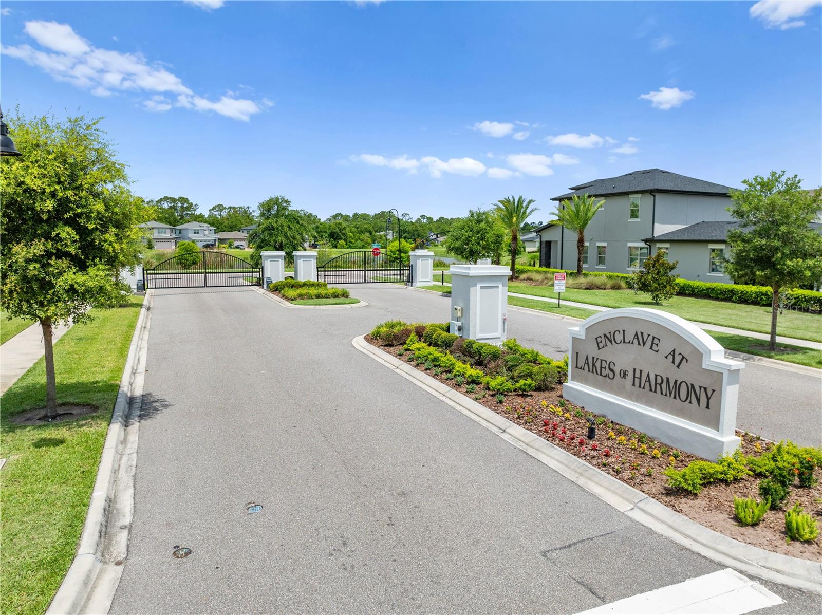 3204 OXBOW CT