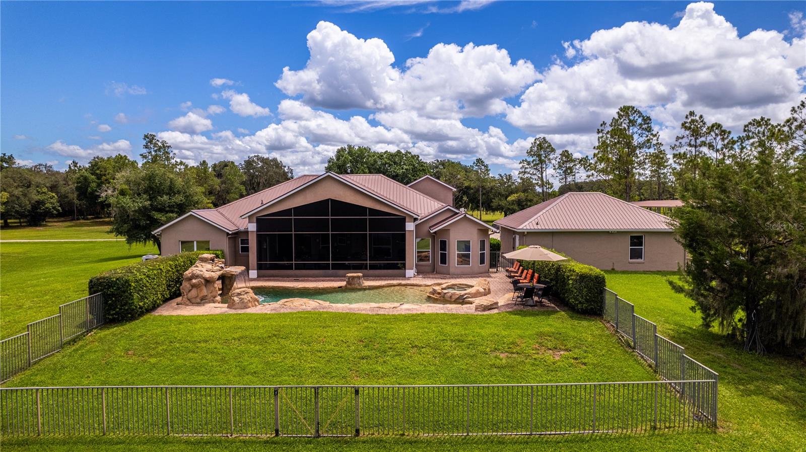 2360 LIVE OAK LAKE RD