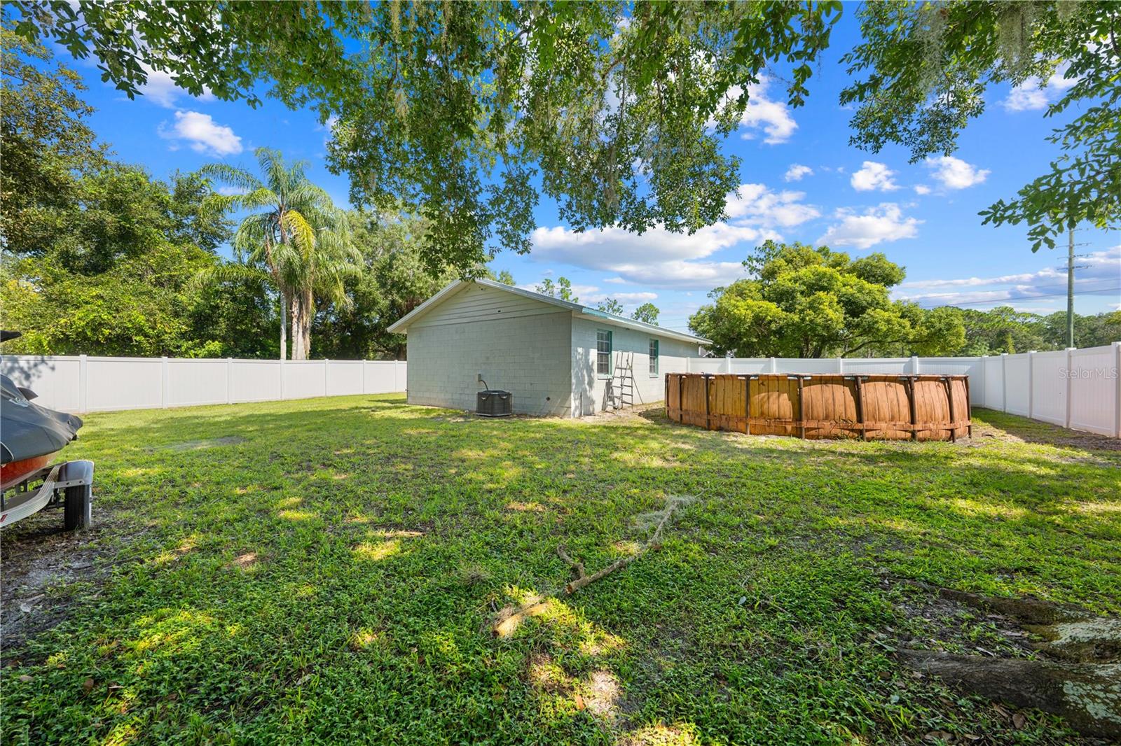5290 JONES RD