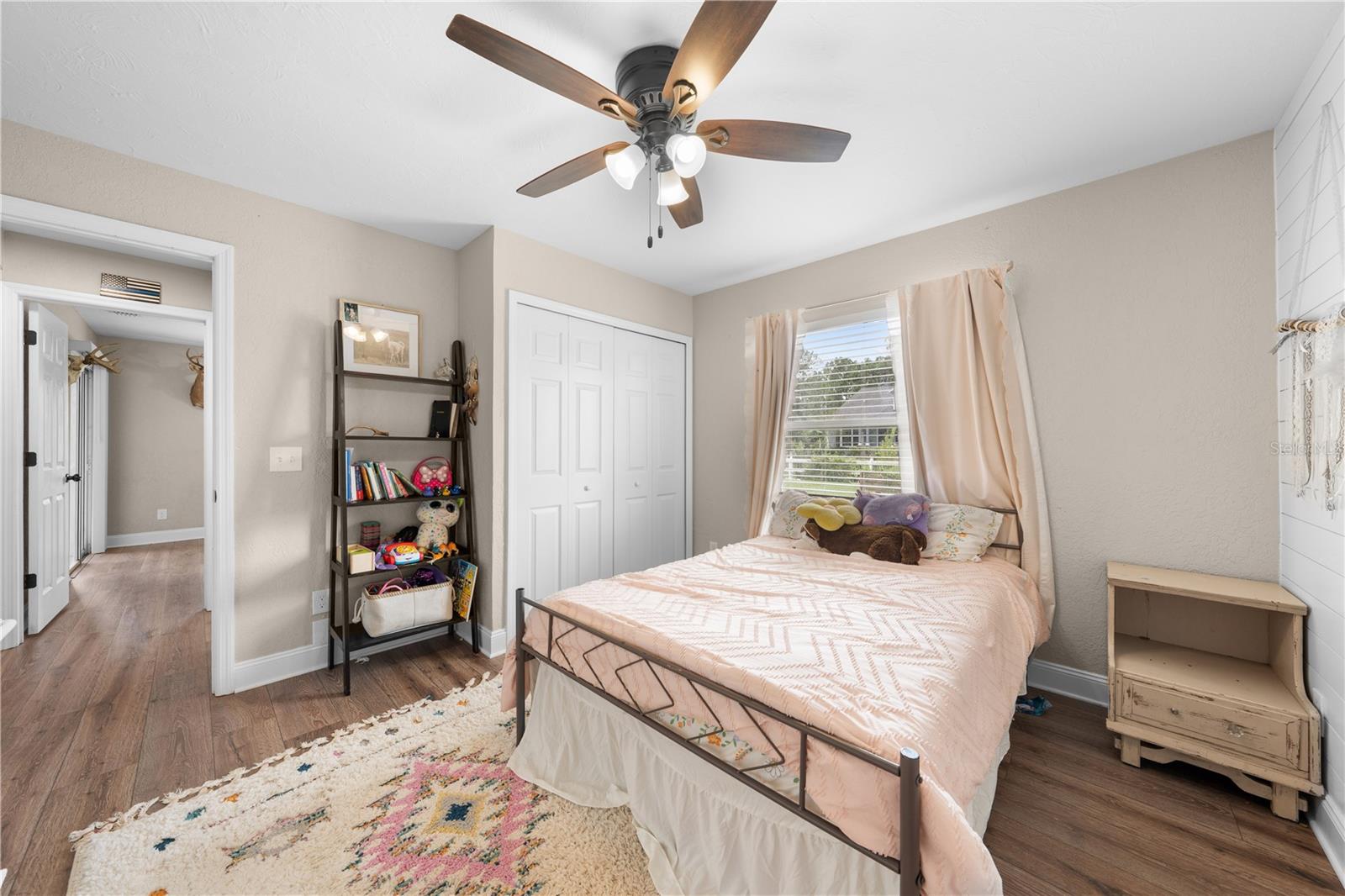 1811 LOST LAKE CT