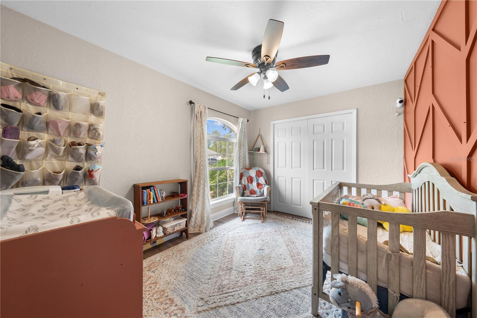 1811 LOST LAKE CT