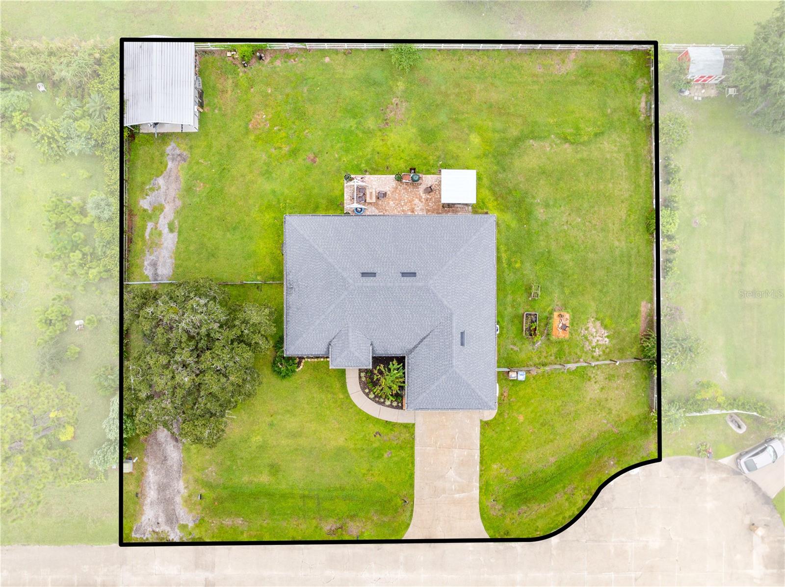 1811 LOST LAKE CT
