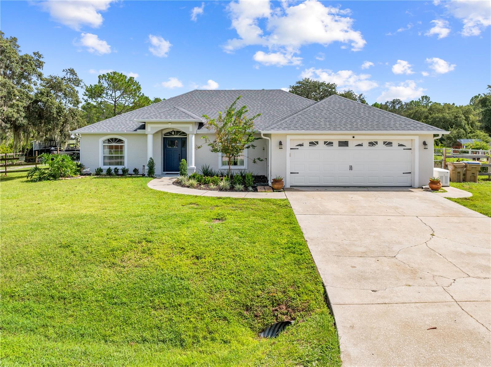 1811 LOST LAKE CT
