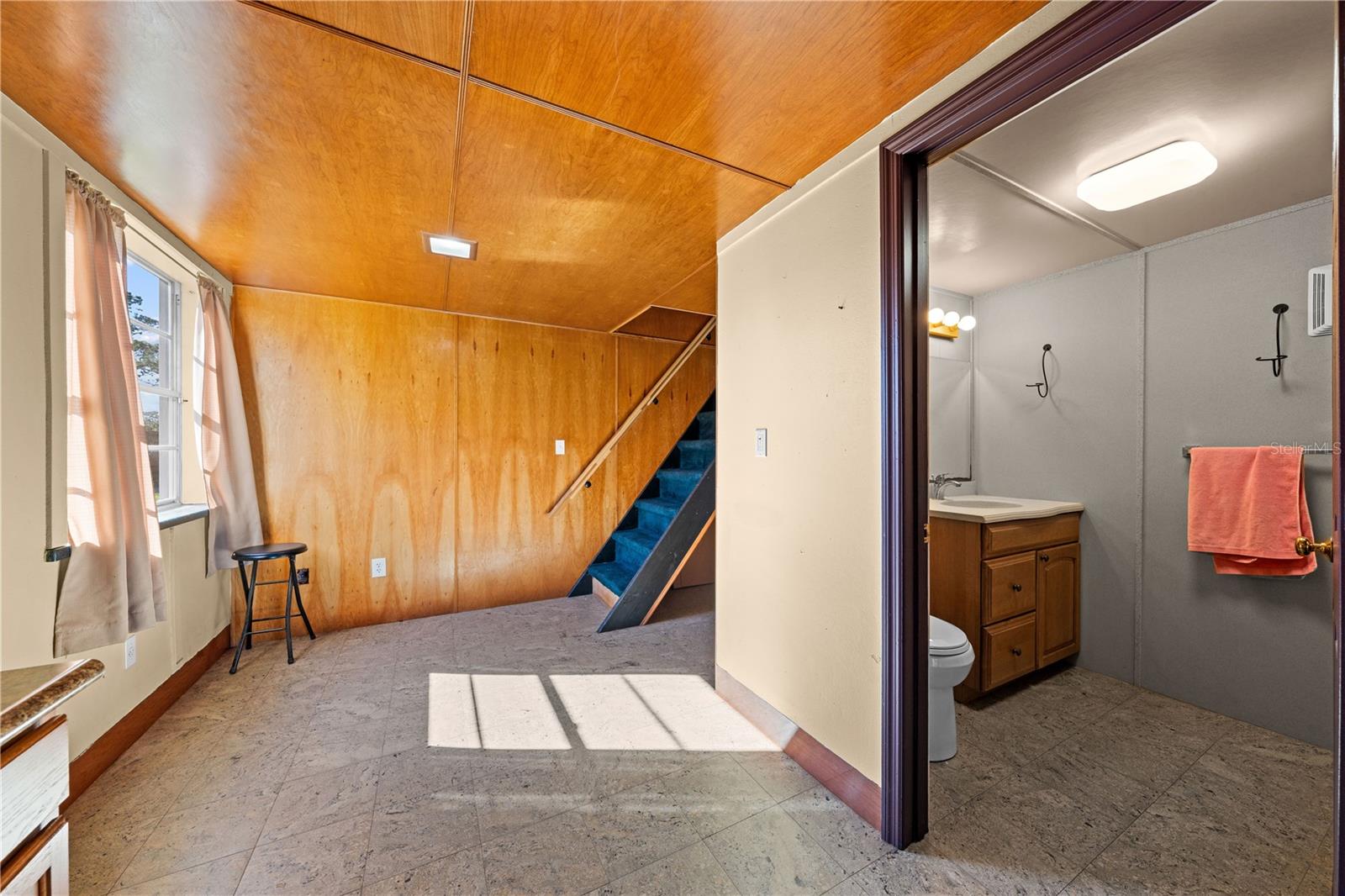 3936 LAKEVIEW ACRES RD