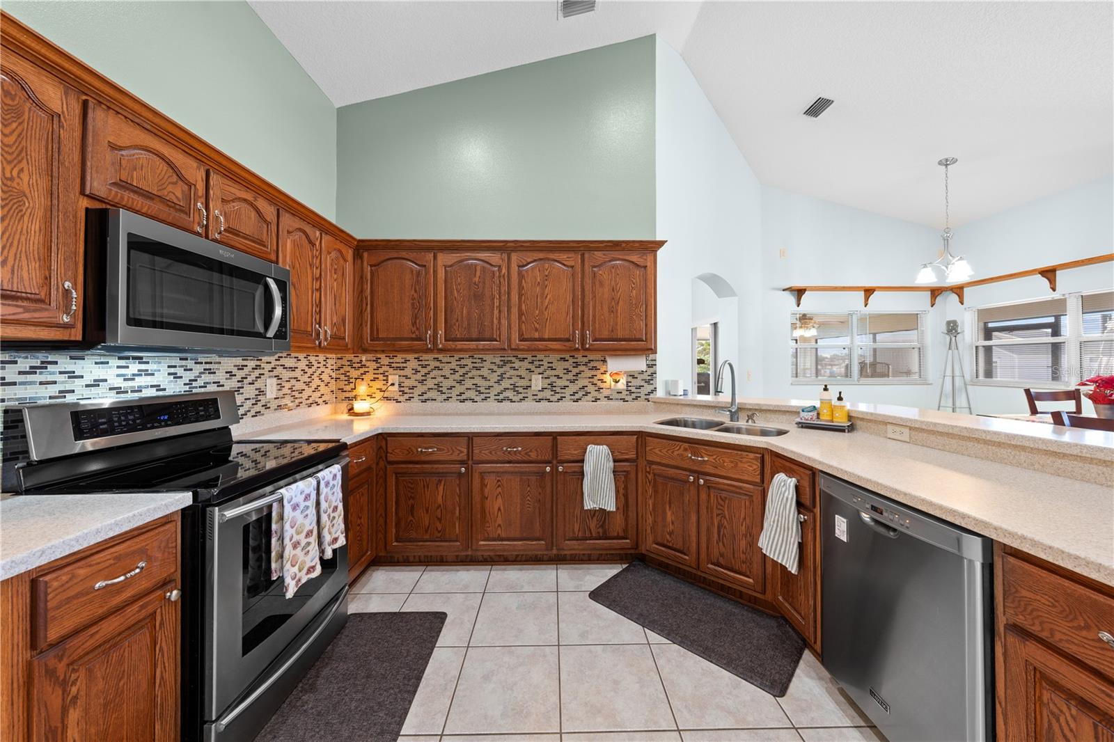 6351 OAK SHORE DR #DRIVE