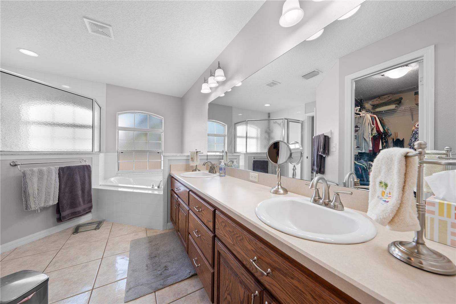 6351 OAK SHORE DR #DRIVE