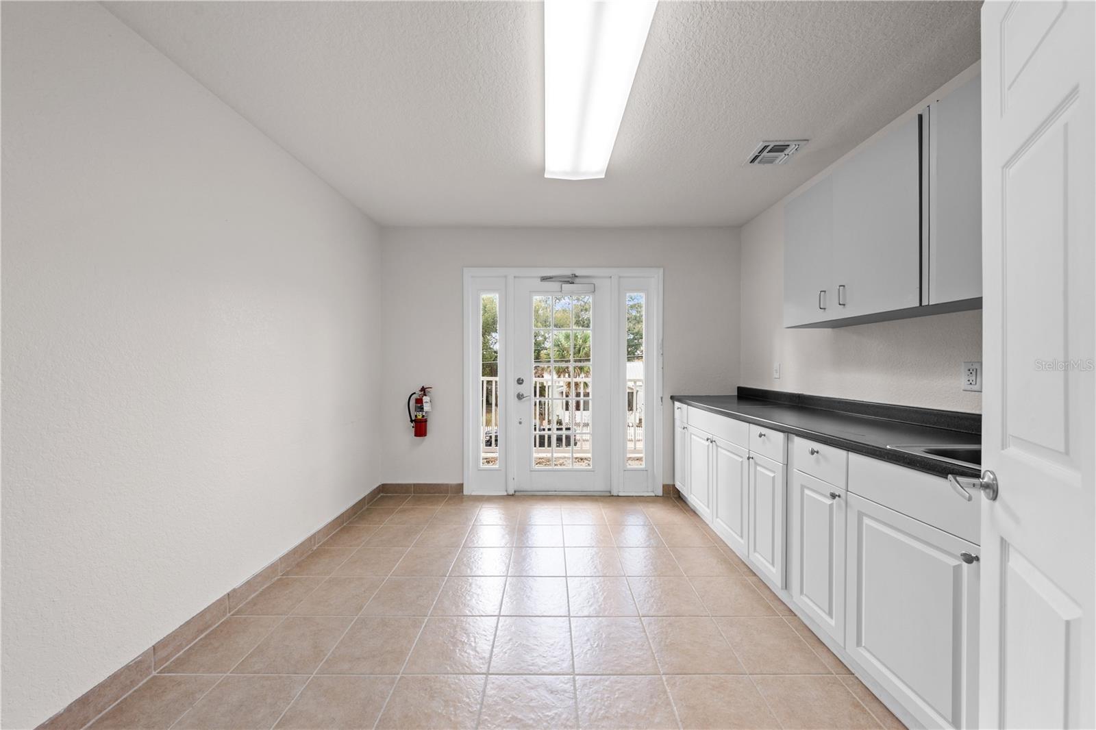 815 MABBETTE ST #101