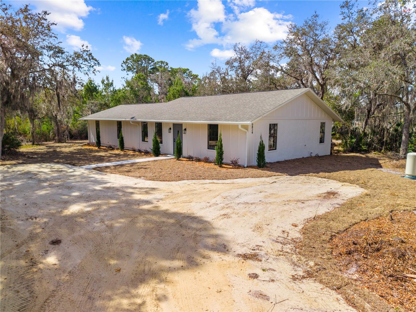 5824 DEASE RD