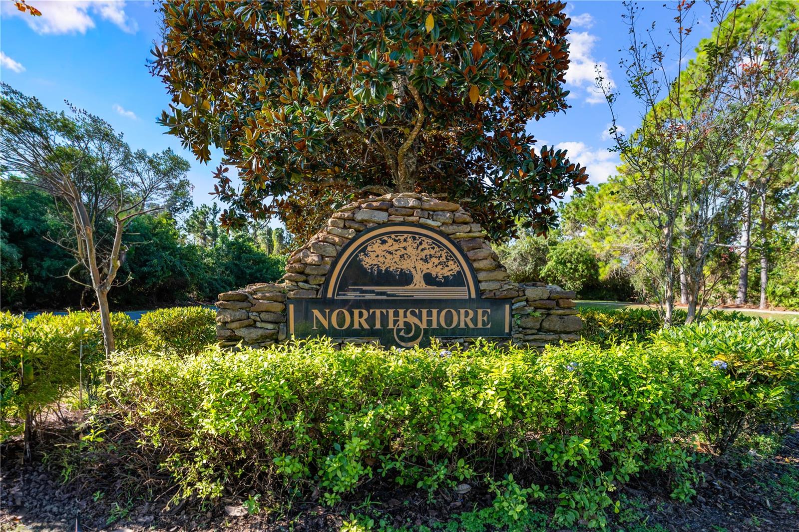 6409 SHORELINE