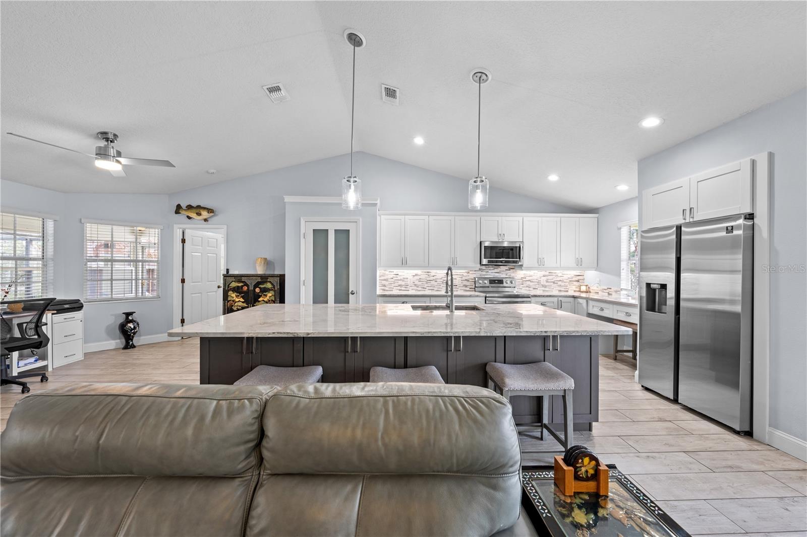 6935 BIG BEND DR