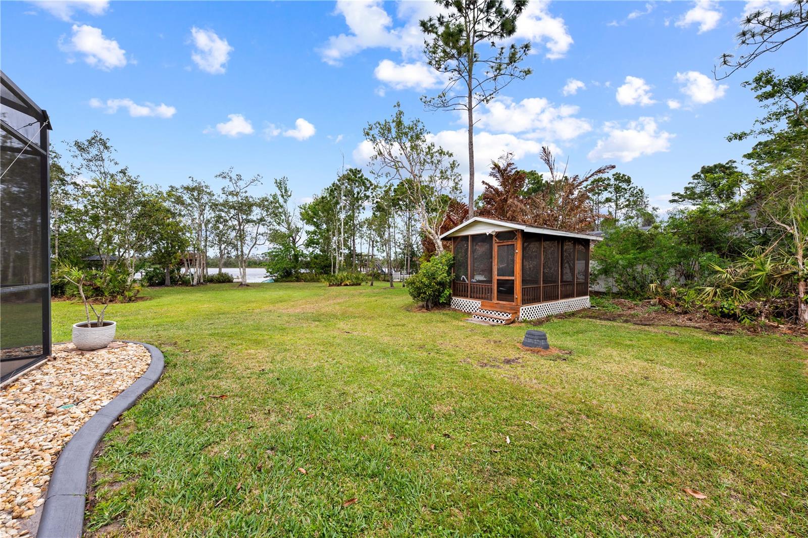 6935 BIG BEND DR