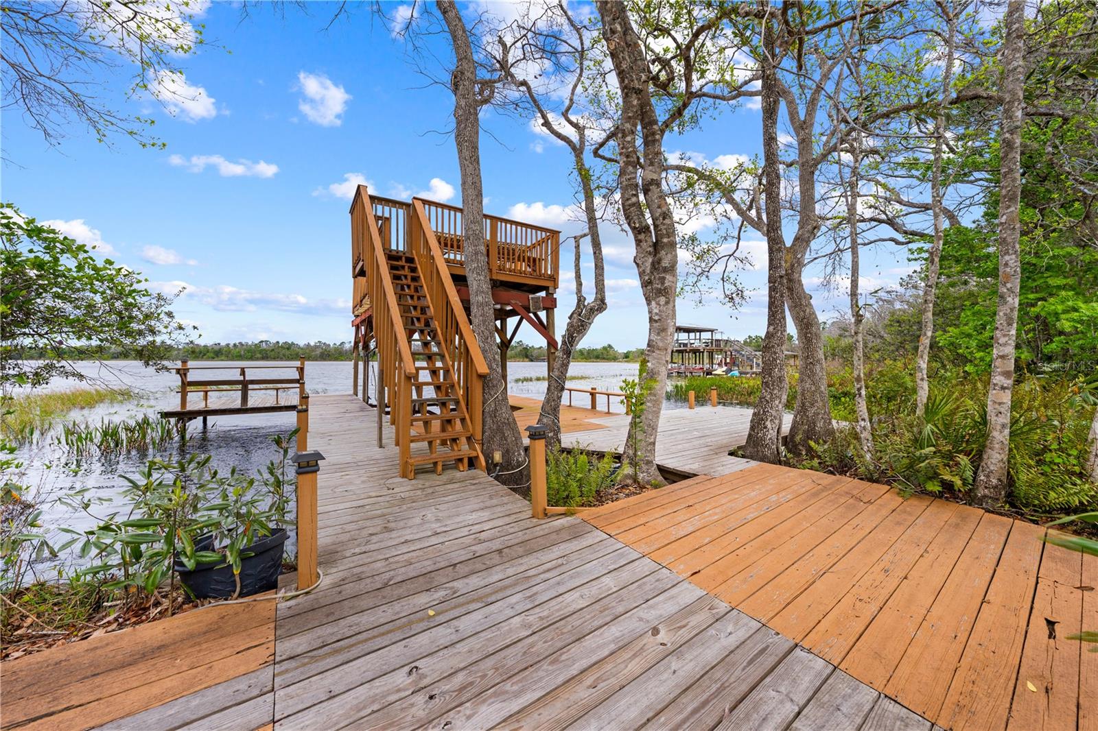 6935 BIG BEND DR