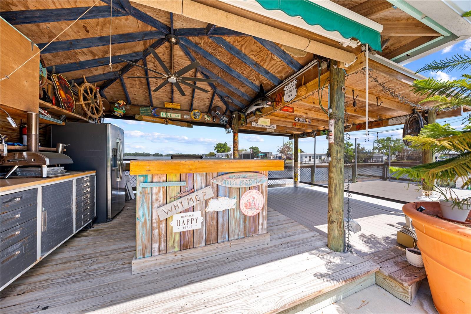 1315 PINE ISLAND DR N