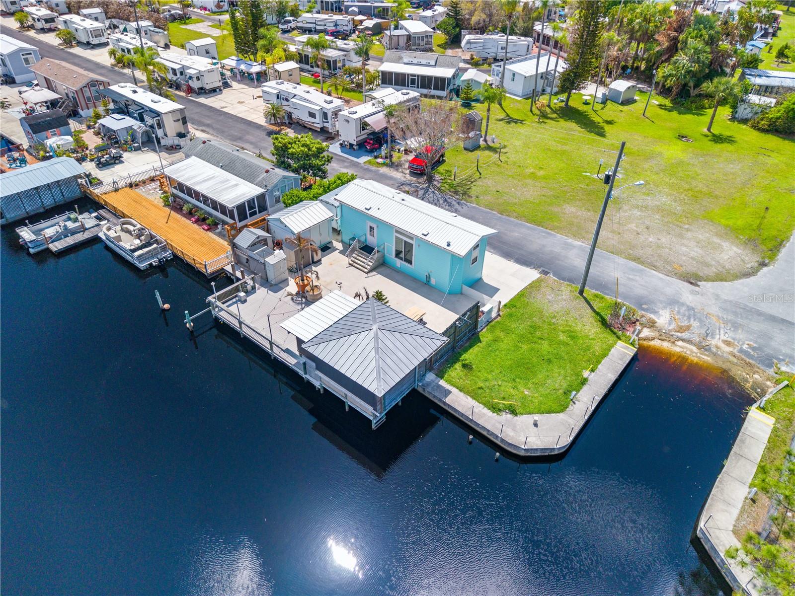 1315 PINE ISLAND DR N