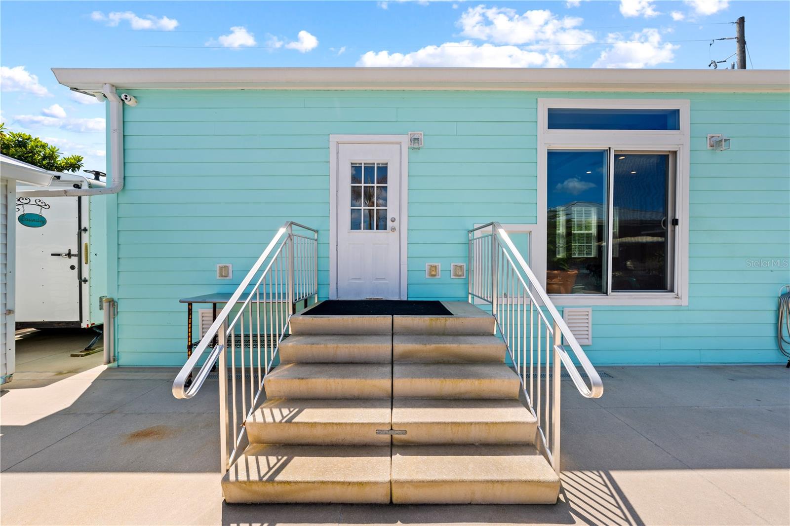 1315 PINE ISLAND DR N