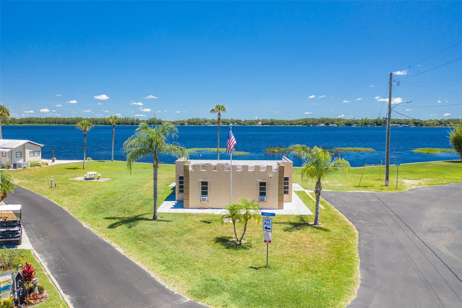 1315 PINE ISLAND DR N