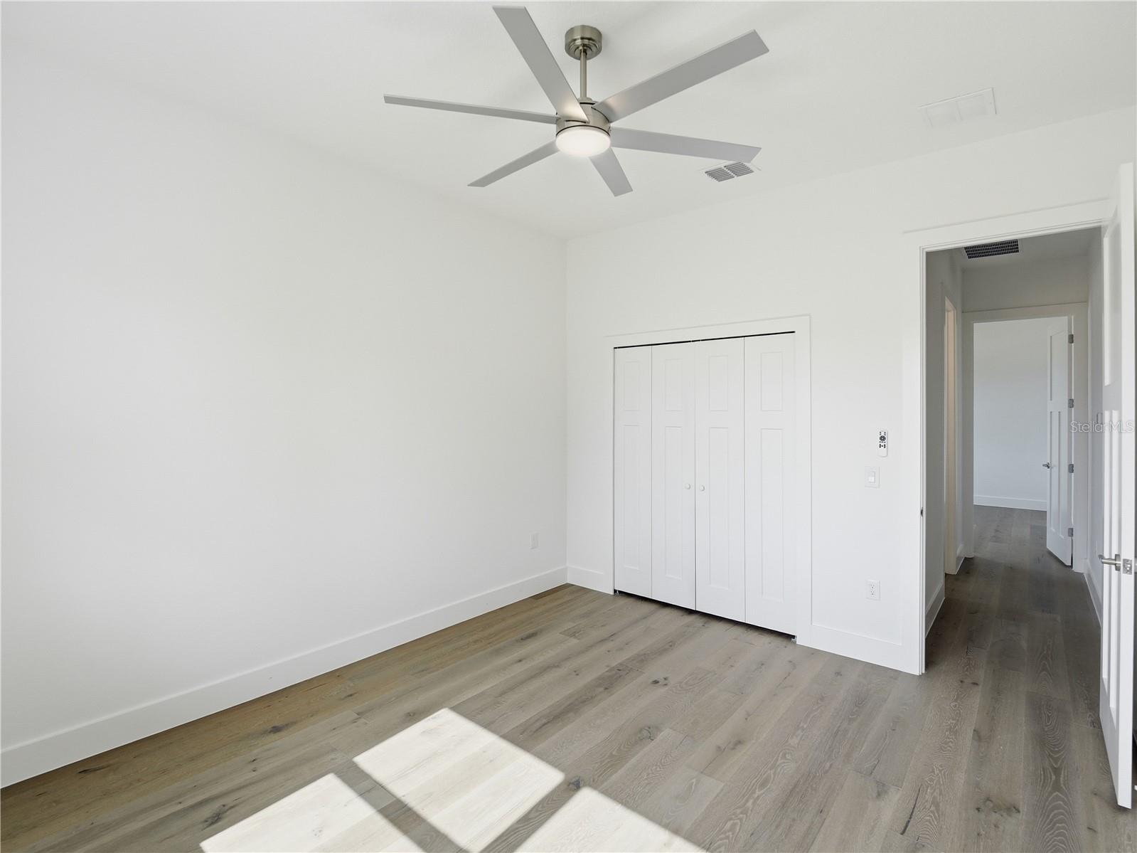 4256 LA SALLE AVE