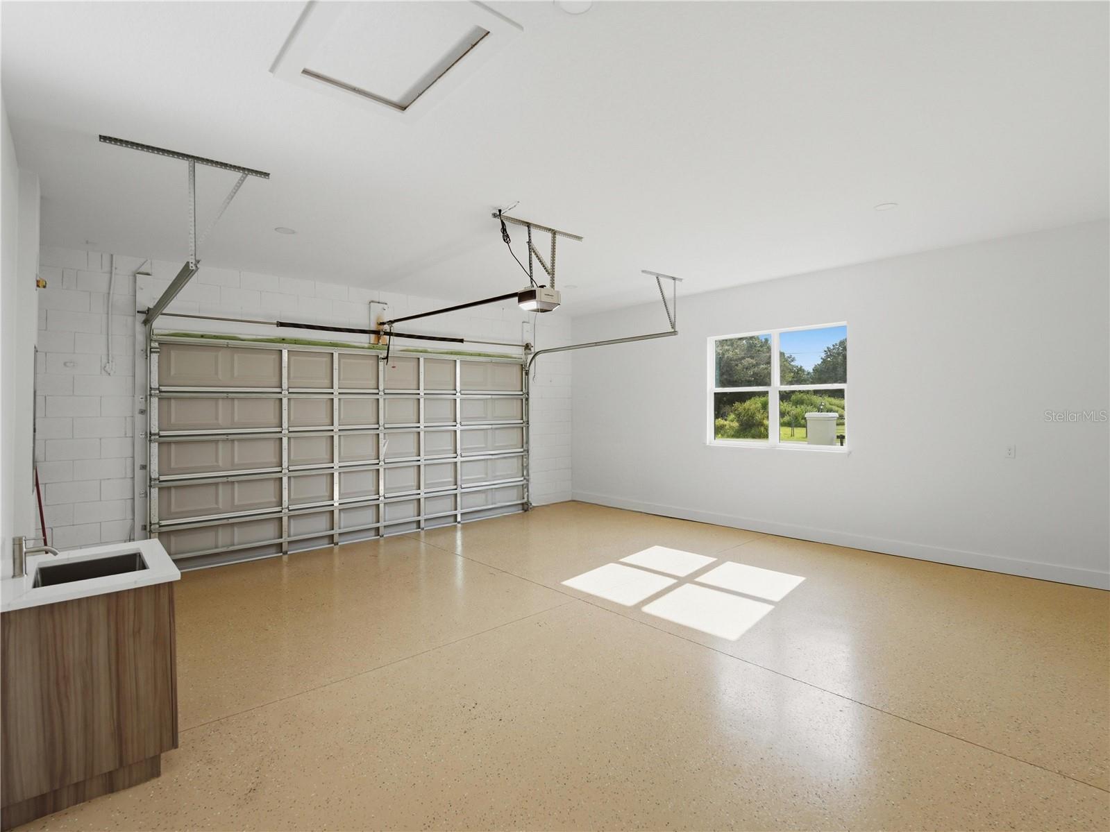 4256 LA SALLE AVE