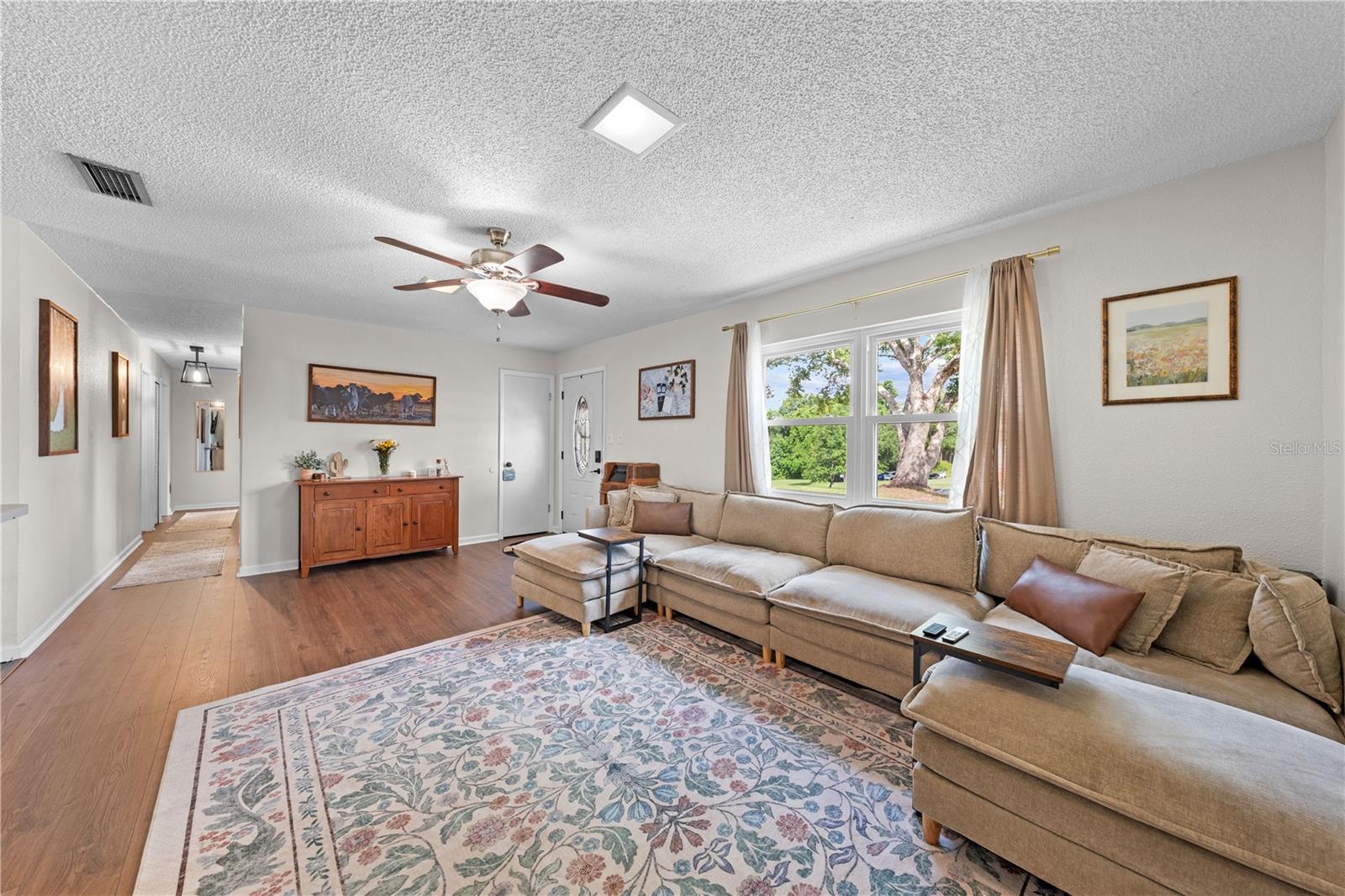 463 CHESTNUT CT