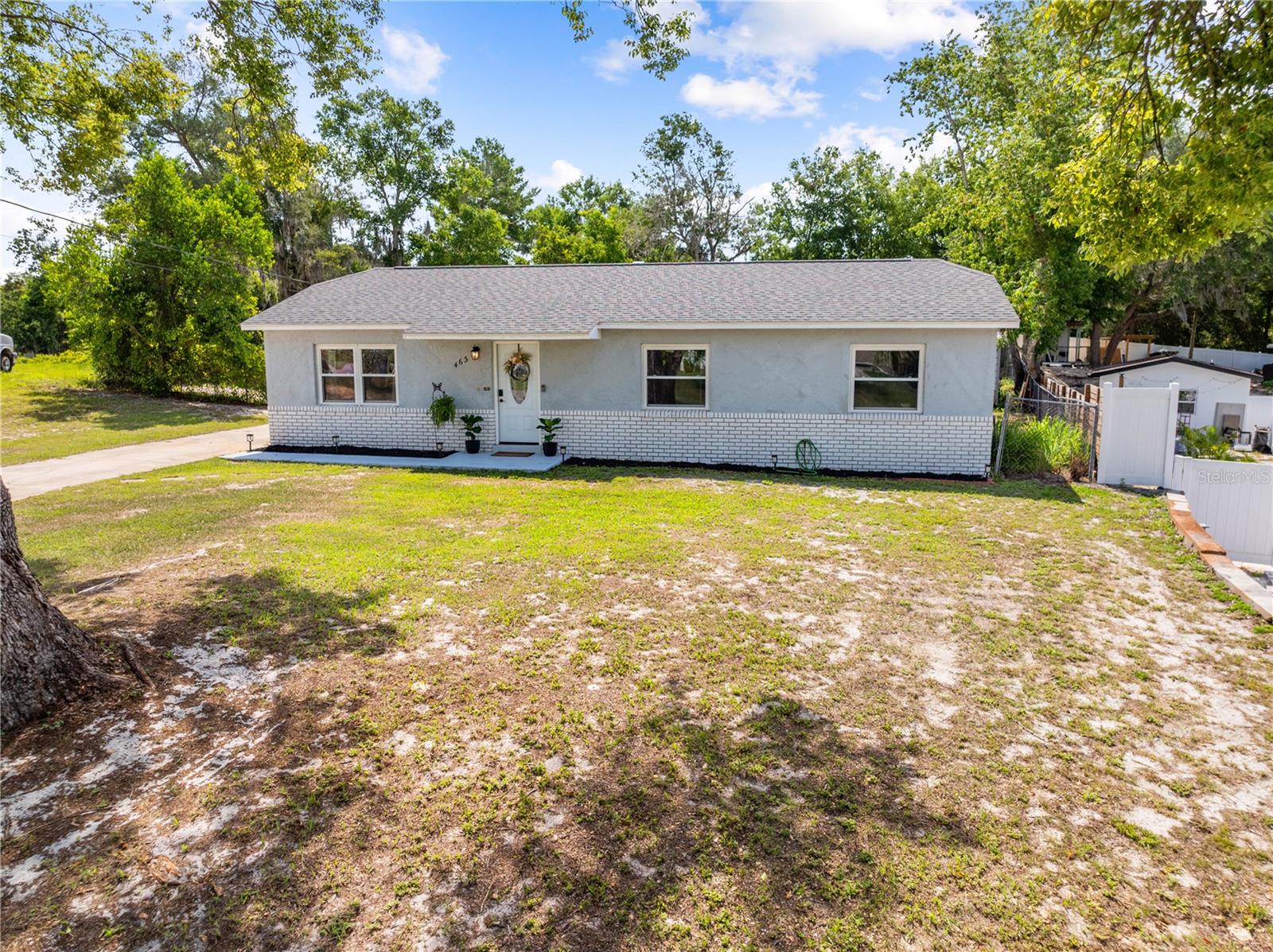 463 CHESTNUT CT