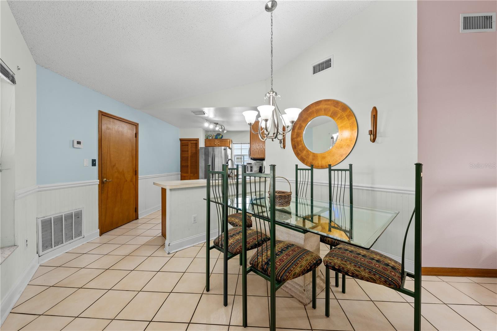 6369 BONNIE CT