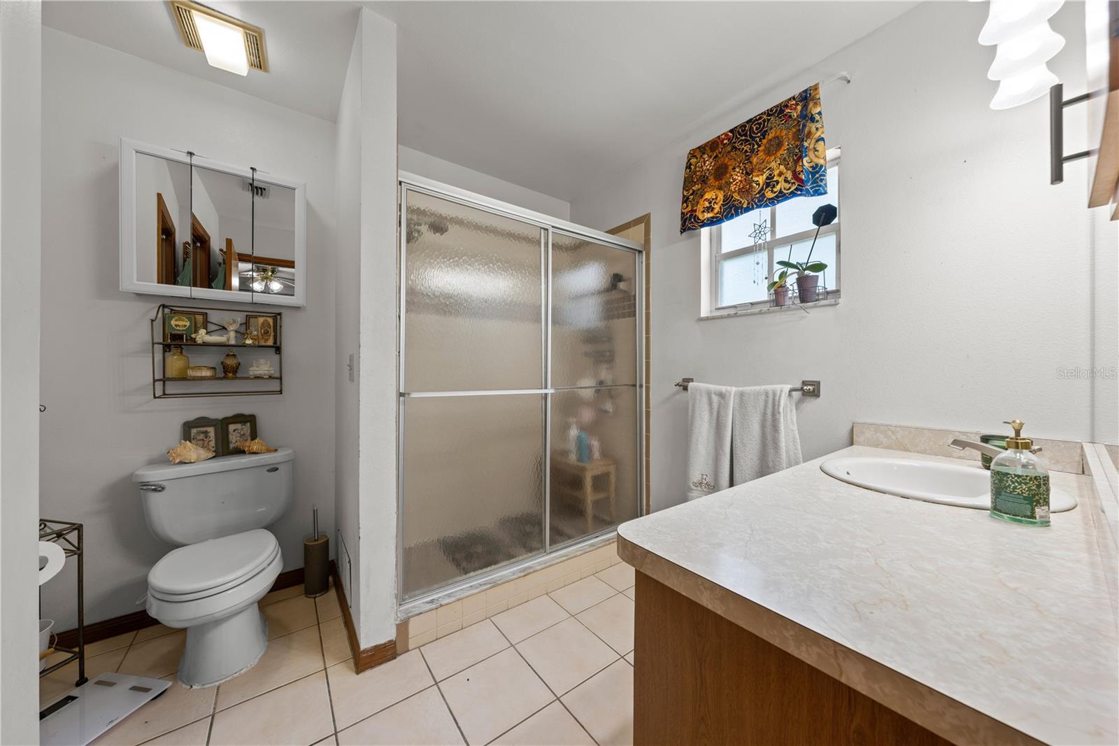 6369 BONNIE CT