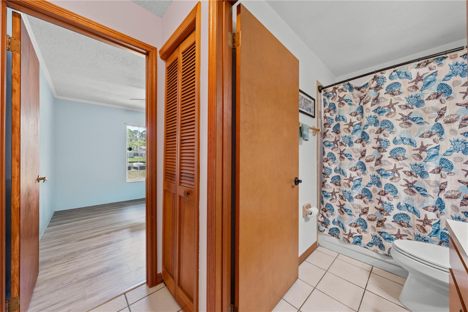 6369 BONNIE CT