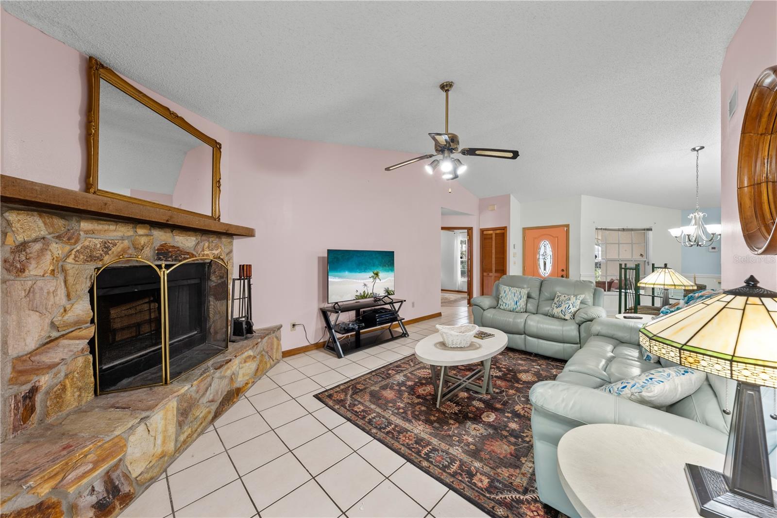 6369 BONNIE CT