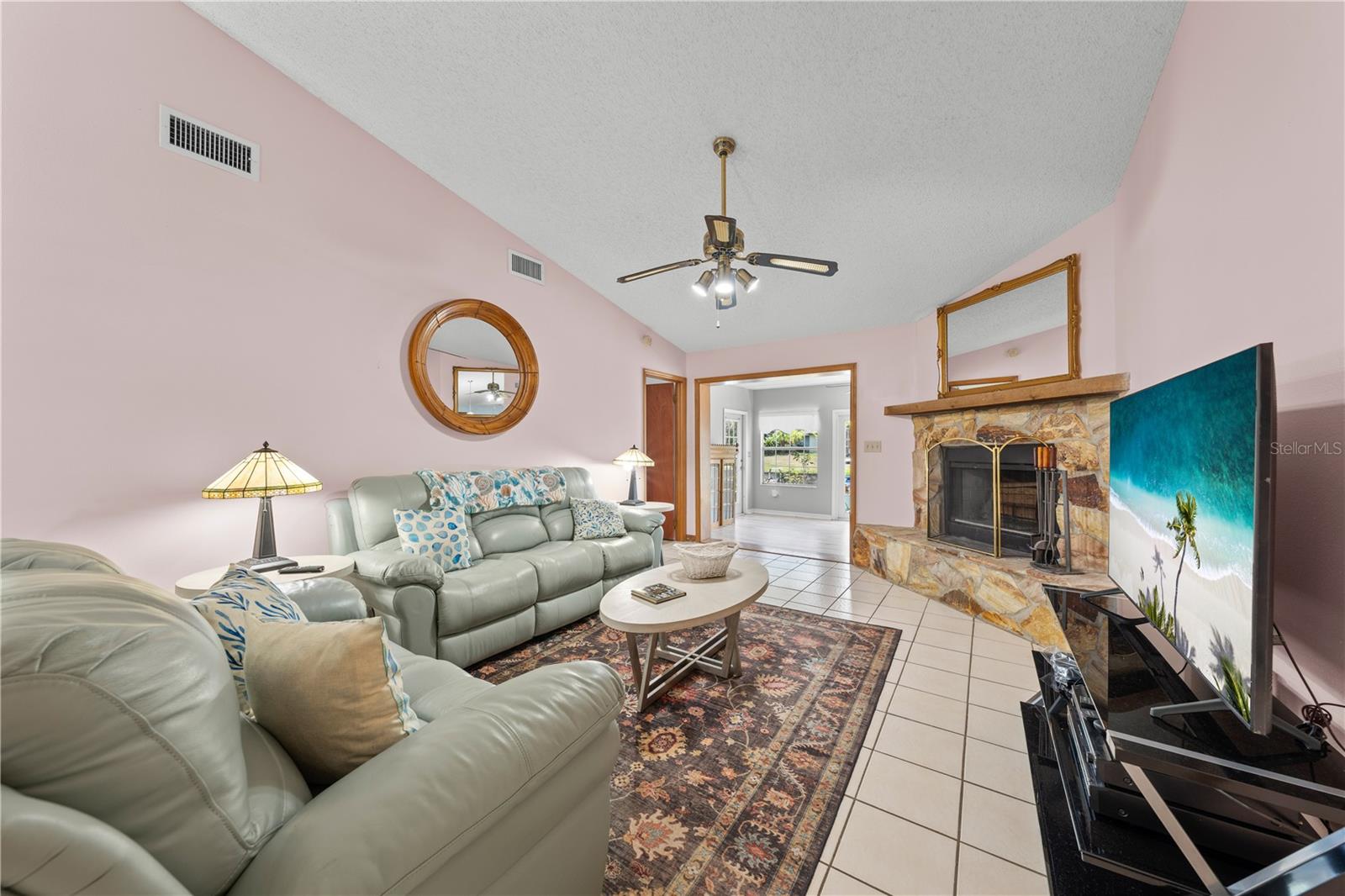 6369 BONNIE CT