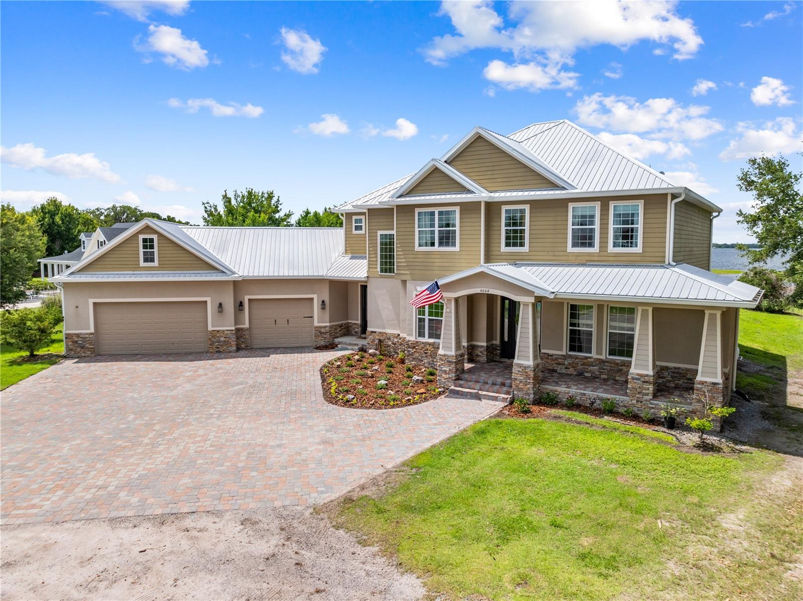 4664 HICKORY TREE LN