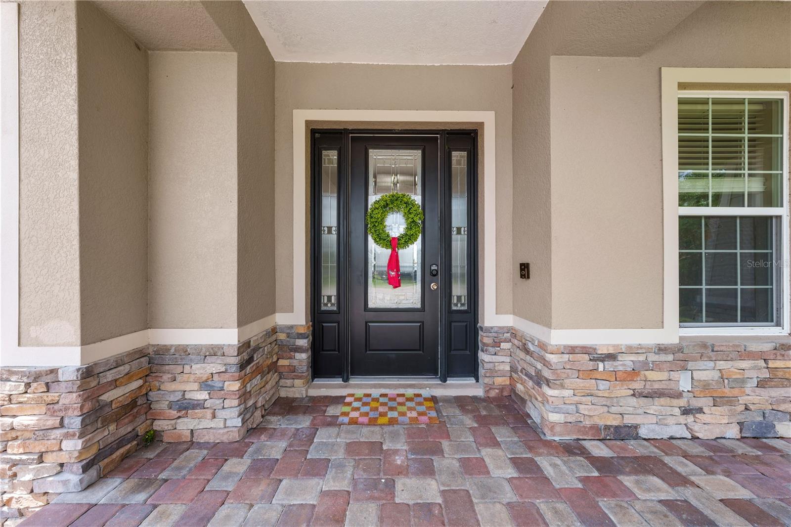 4664 HICKORY TREE LN