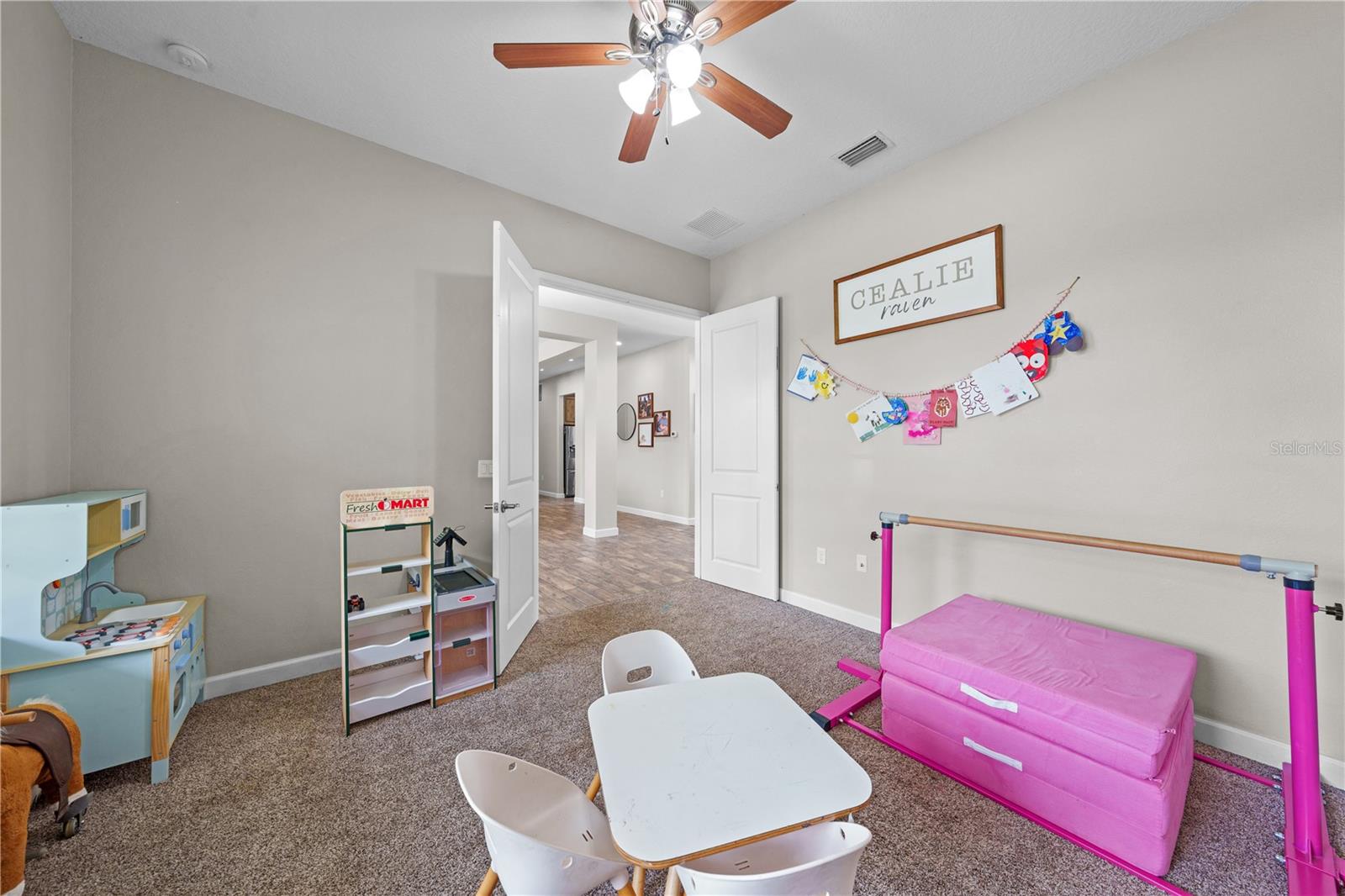 4664 HICKORY TREE LN