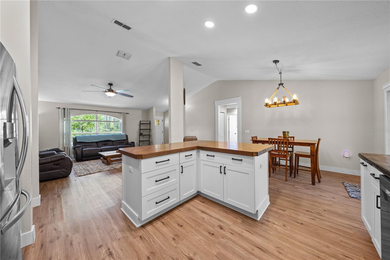 3839 LAKEVIEW ACRES RD