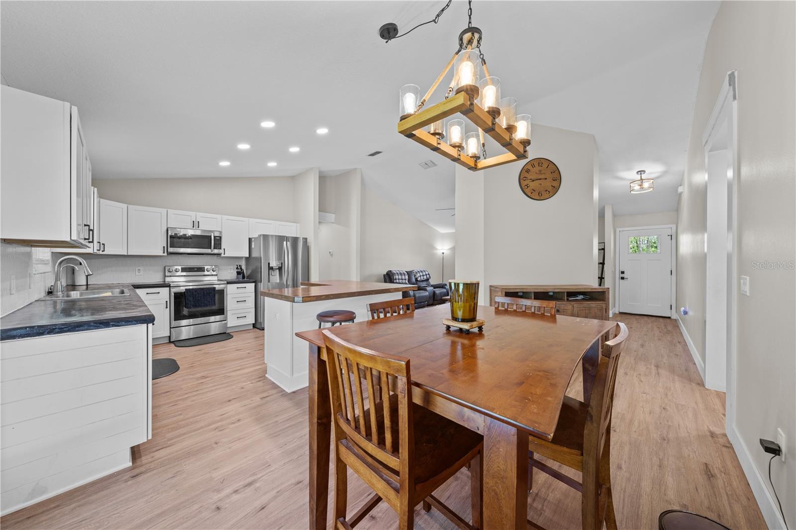 3839 LAKEVIEW ACRES RD