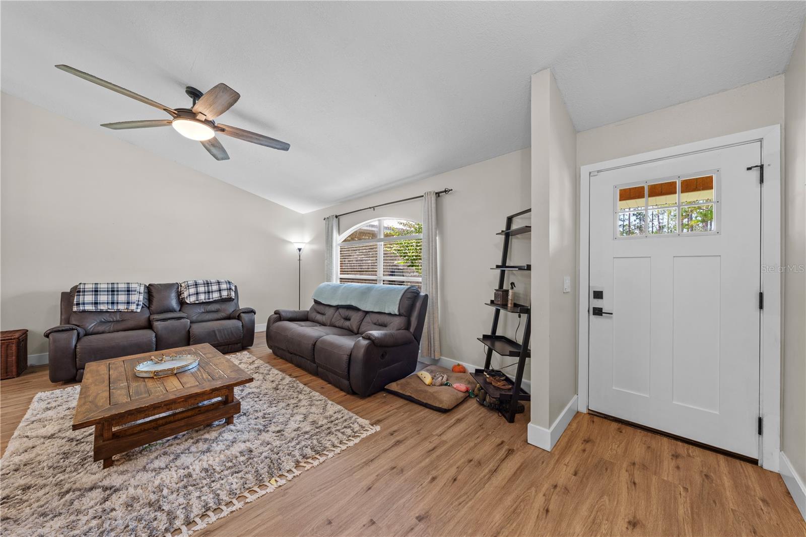 3839 LAKEVIEW ACRES RD