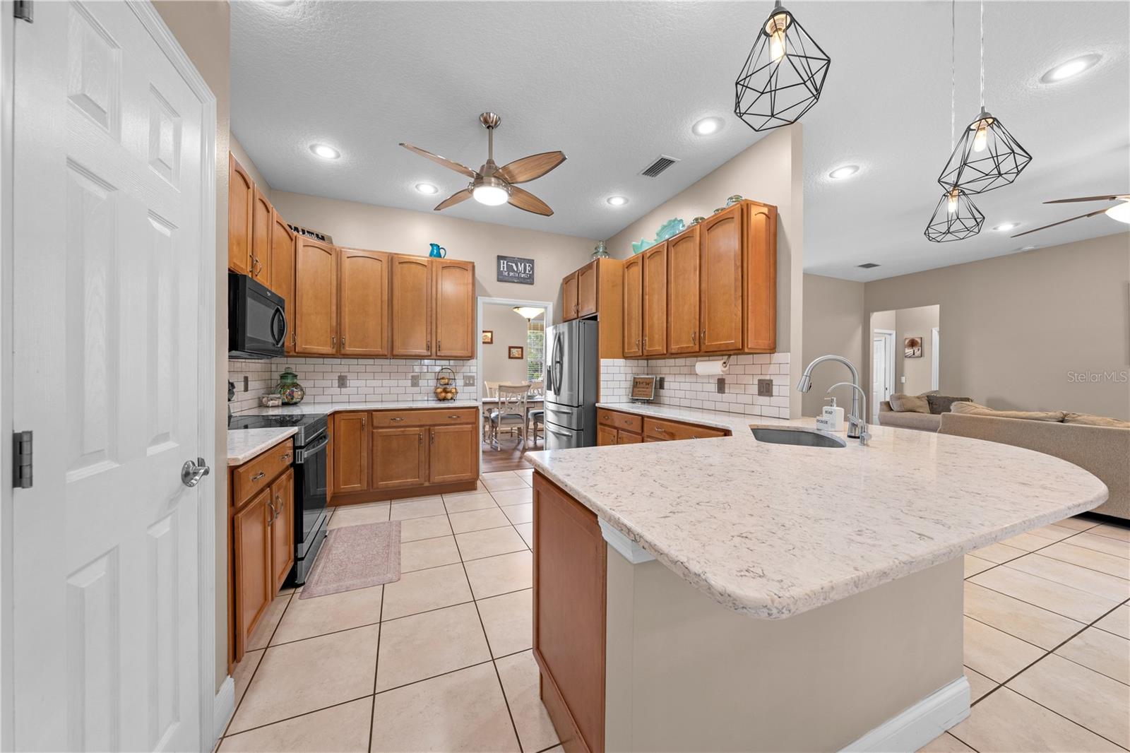 1803 CHARLES COURT