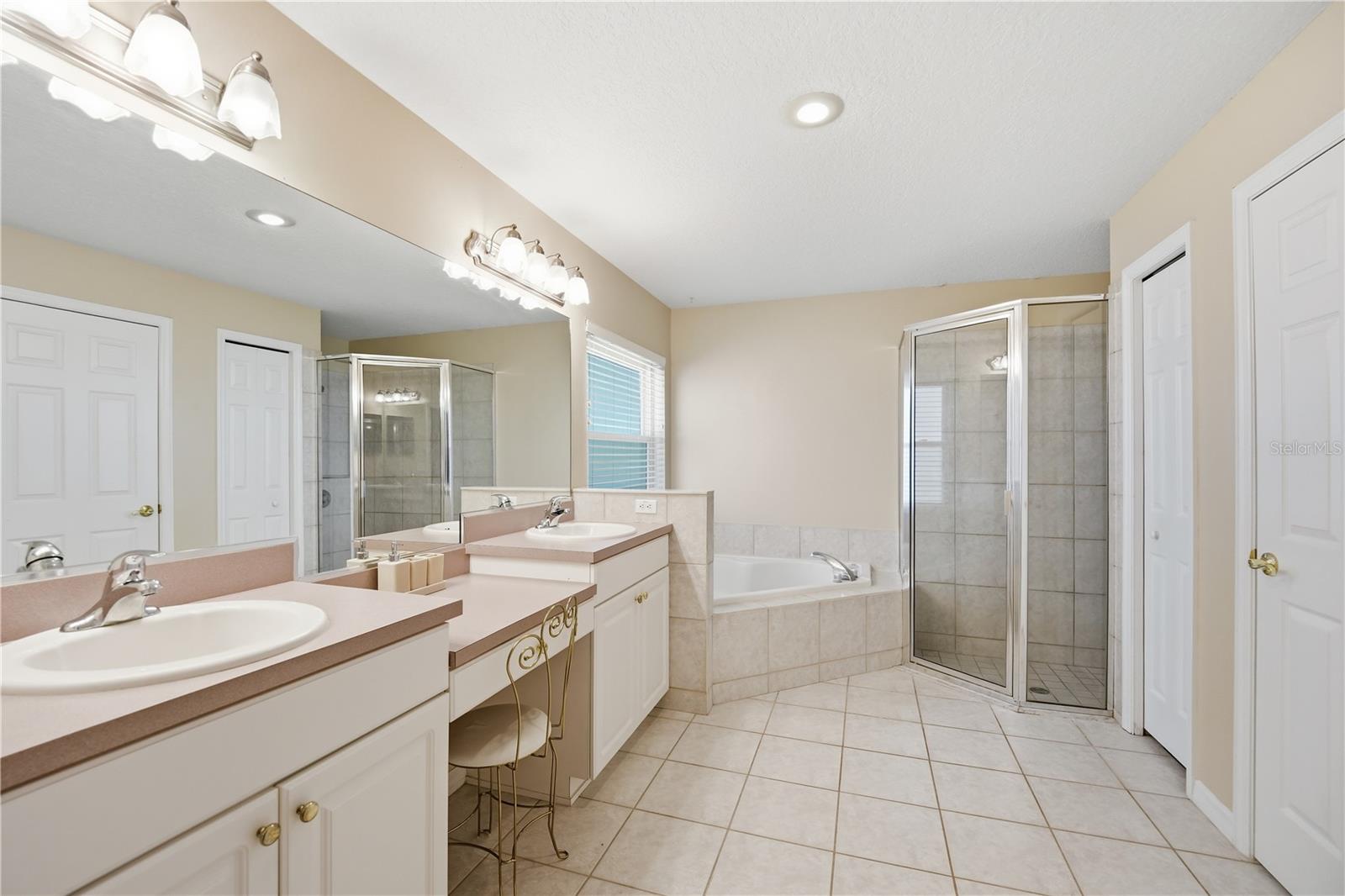 1506 JENNI LEE CT