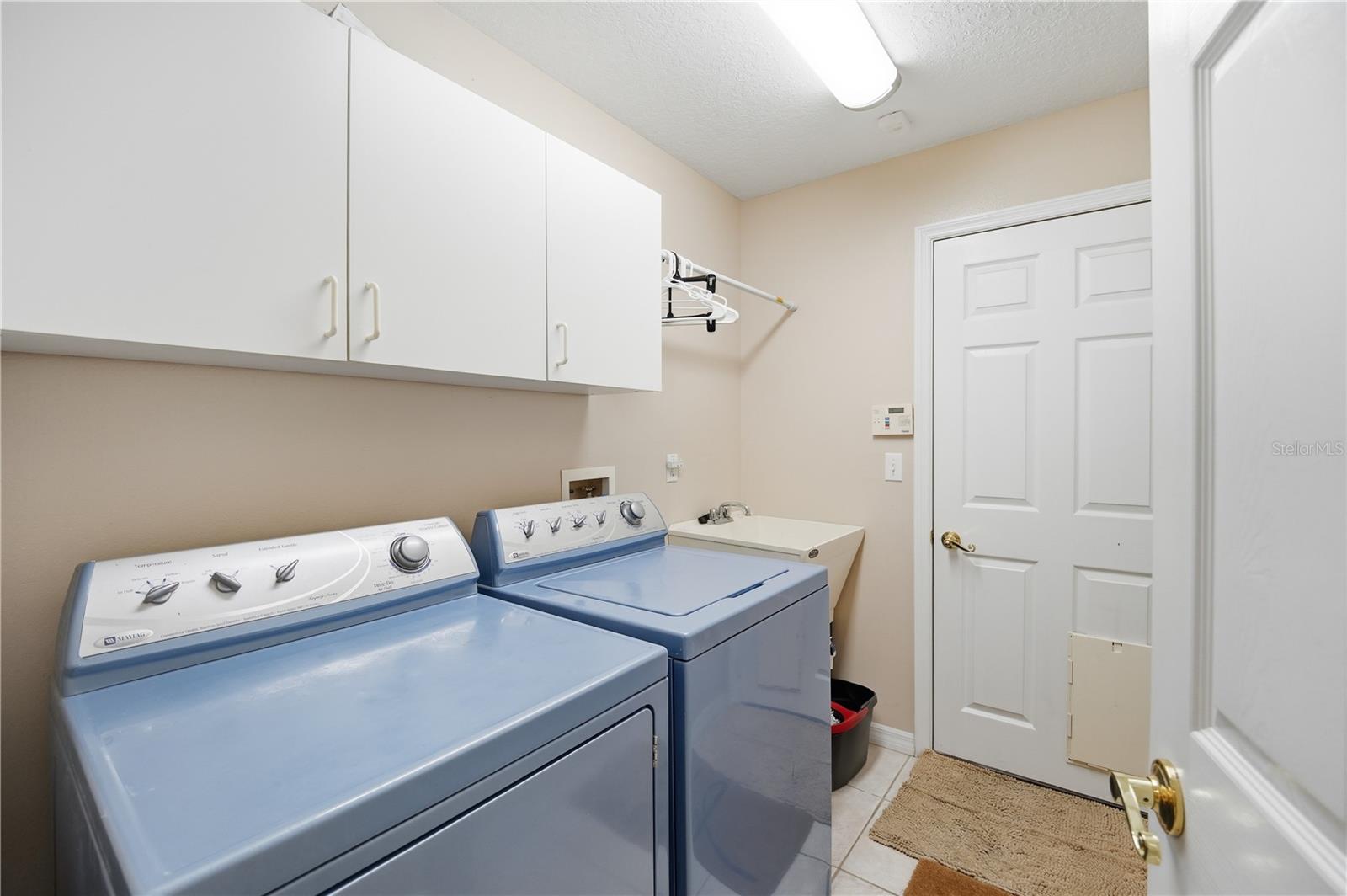 1506 JENNI LEE CT
