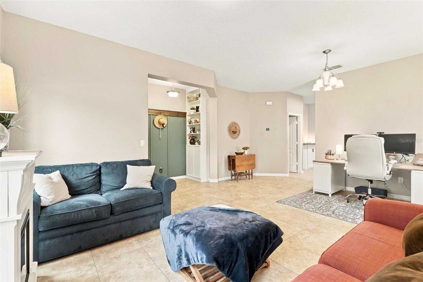 1444 PINE MARSH LOOP